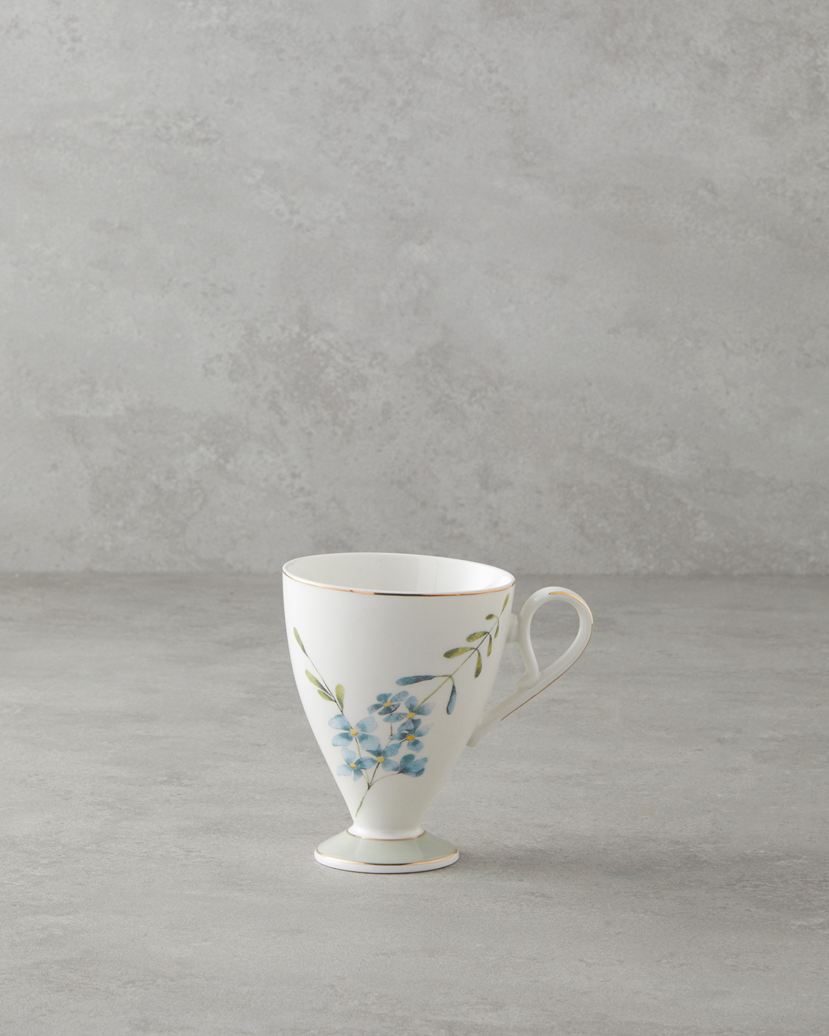 Valentina New Bone China Mug 300 ml Light Green