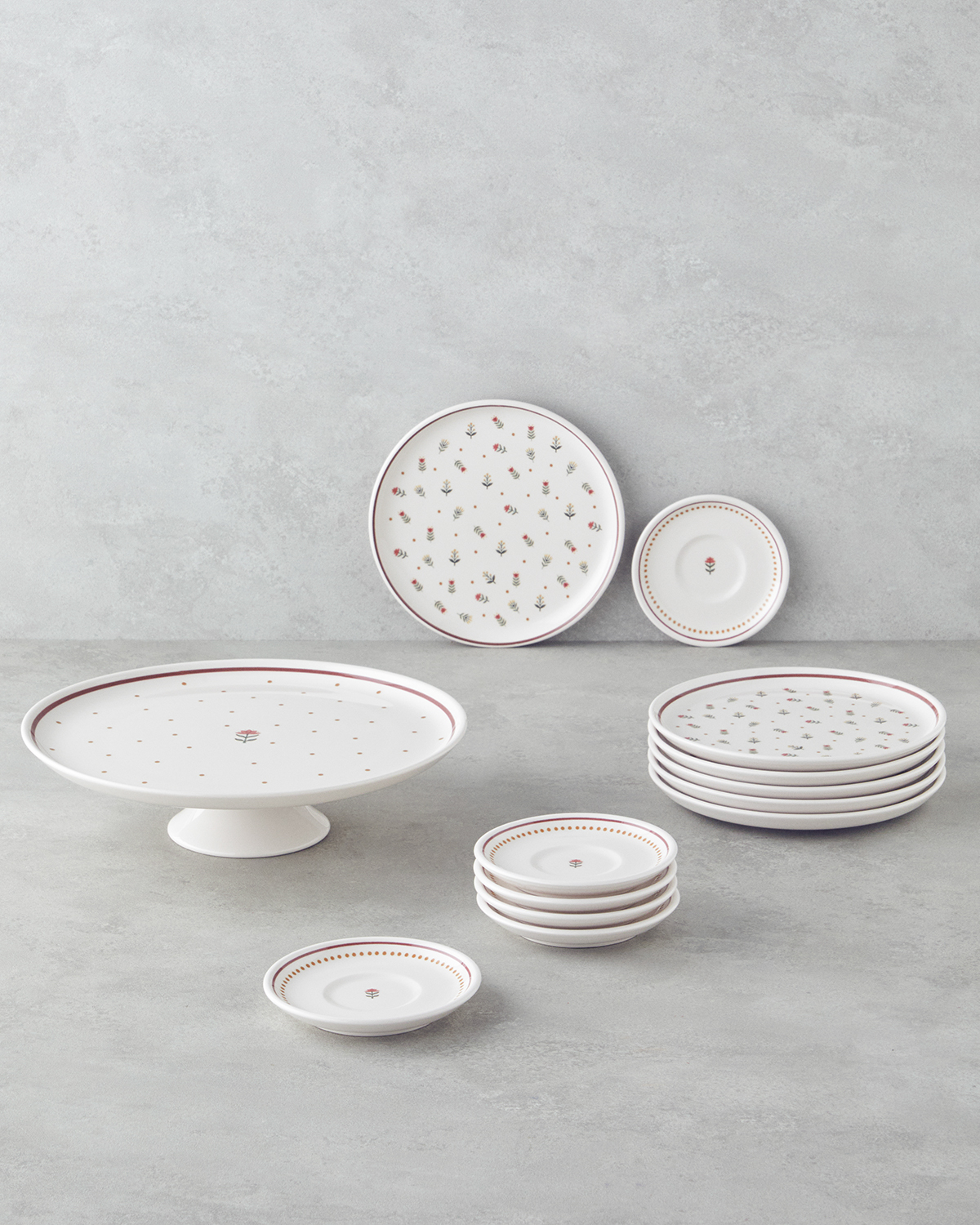 Retro Ceramic Cake Set 13 Pieces 6 Servings Colored      Набор для торта в стиле ретро, ​​богато украшенный ретро