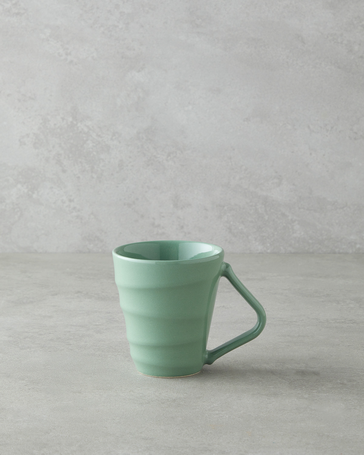 000000010048436004_1 Twisty Ceramic Mug 255 ml Green Керамическая кружка Twisty 255 мл зелёная